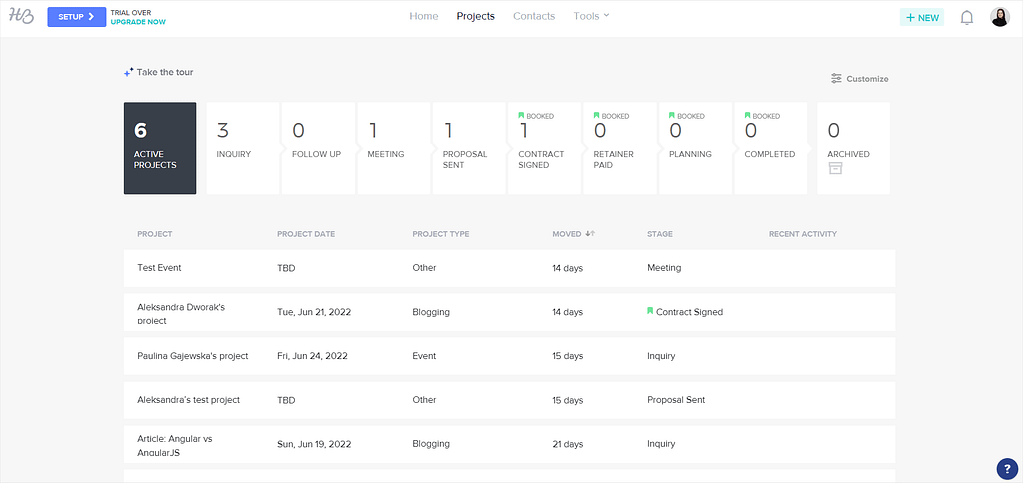 Screenshot of HoneyBook's project pipeline.